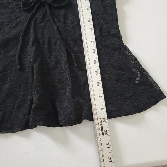 Y2K 90s Whimsigoth Goth Shirt Womens Medium Black Sheer Lace V Neck Tie Front - Picture 5 of 9